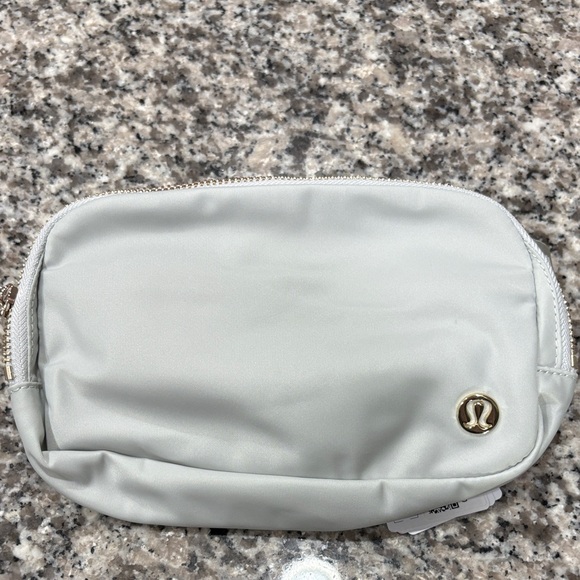lululemon athletica Handbags - NWT Lululemon belt bag